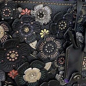 Coach Rogue 25 Tea Rose